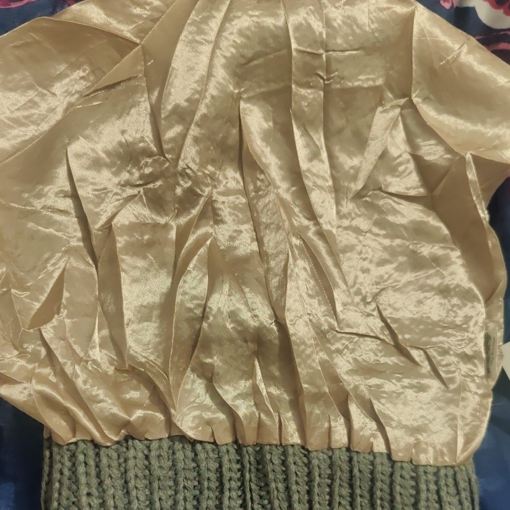 Cozy Gray Knit Silk Bonnet NWT - Picture 4 of 7